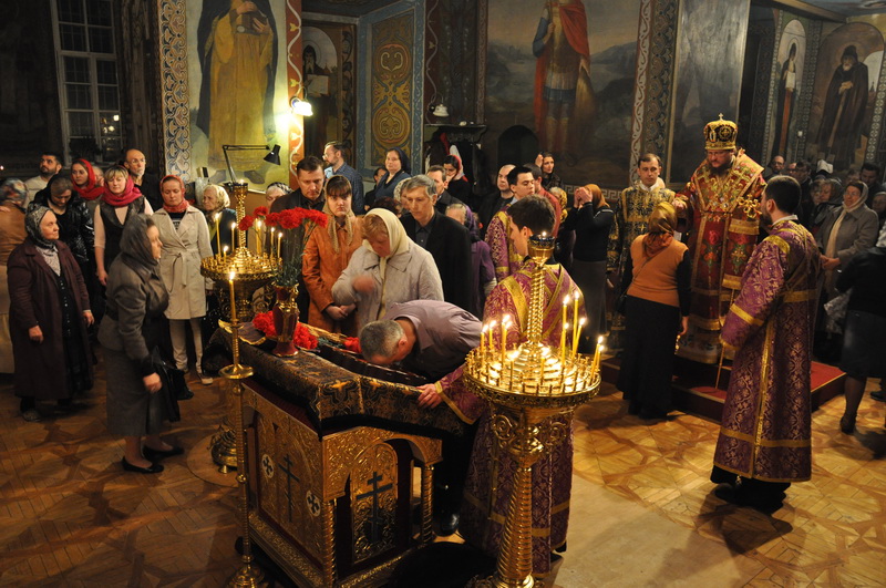 Єпископ Боярський Феодосій звершив всенічне бдіння напередодні Неділі 3-ї Великого посту