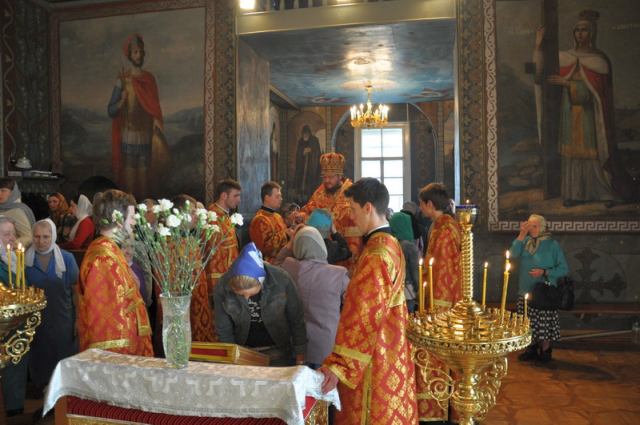 Єпископ Боярський Феодосій звершив всенічне бдіння Неділі 2-ї після Пасхи, апостола Фоми