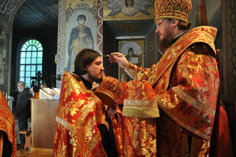 Єпископ Боярський Феодосій звершив всенічне бдіння Неділі 3-ї після Пасхи, святих Жон-мироносиць
