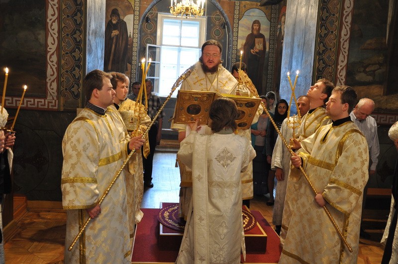 Єпископ Боярський Феодосій звершив всенічне бдіння Неділі 7-ї після Пасхи