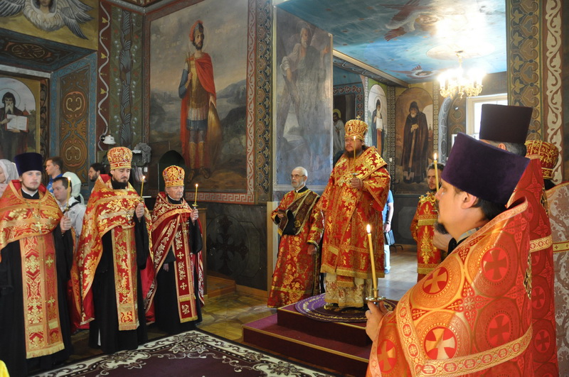 Єпископ Боярський Феодосій звершив всенічне бдіння напередодні Неділі 9-ї після П’ятидесятниці