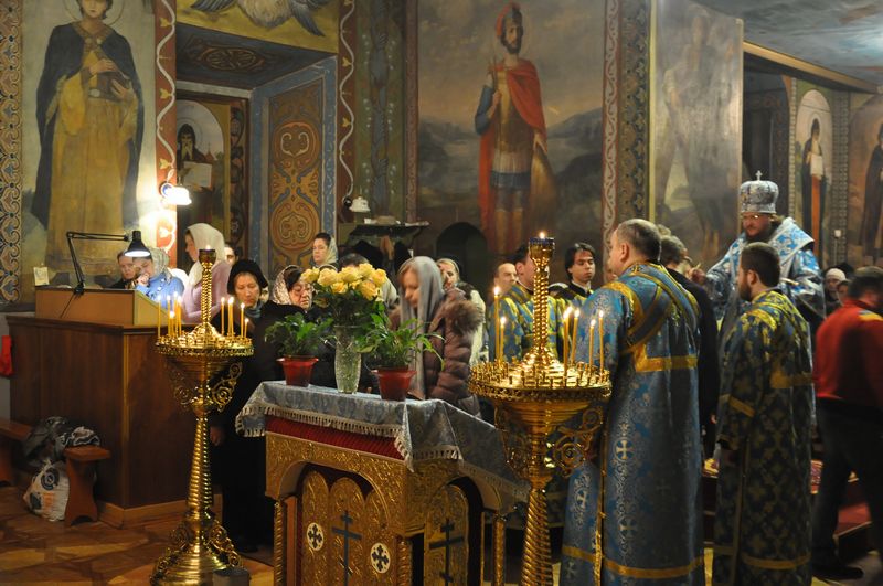 Єпископ Боярський Феодосій звершив всенічне бдіння напередодні свята Стрітення