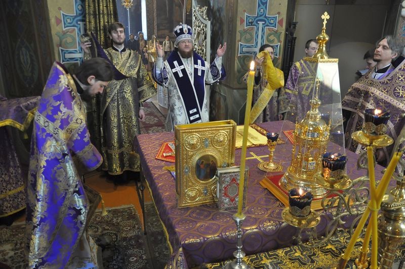 Єпископ Боярський Феодосій звершив Літургію в Неділю 5-у Великого посту