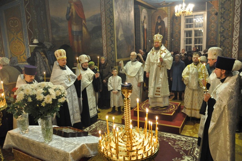 Єпископ Боярський Феодосій звершив святкове всенічне бдіння напередодні Водохреща