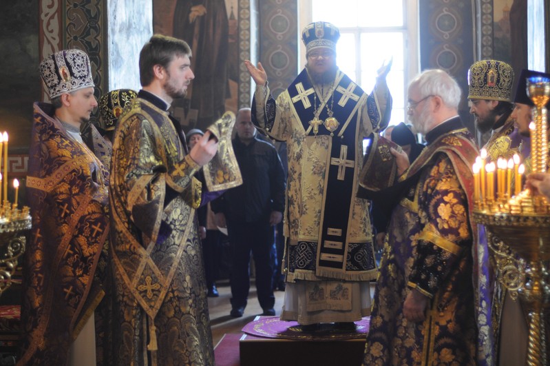 Єпископ Боярський Феодосій звершив Літургію в Неділю 4-у Великого посту