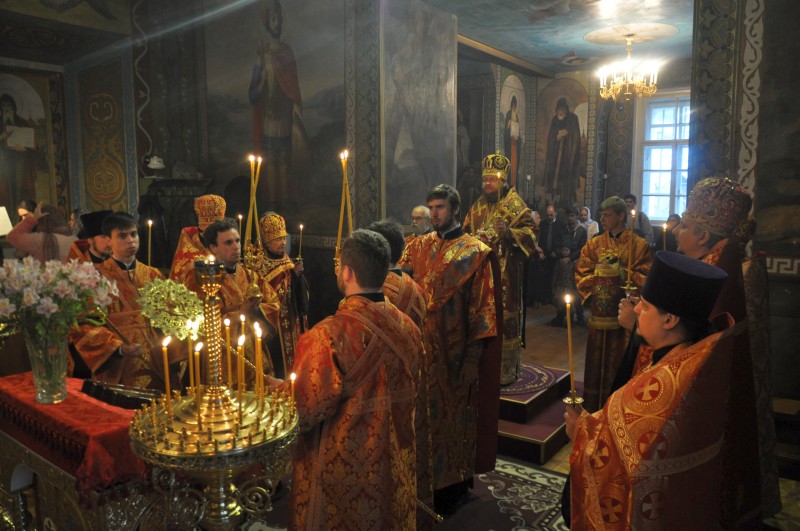 Єпископ Боярський Феодосій звершив всенічне бдіння напередодні Неділі 5-ї після Пасхи