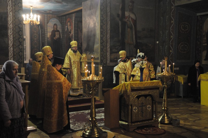 Архієпископ Боярський Феодосій звершив всенічне бдіння напередодні Неділі 23-ї після П’ятидесятниці