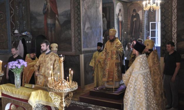 Архієпископ Боярський Феодосій звершив всенічне бдіння напередодні Неділі 3-ї після П’ятидесятниці